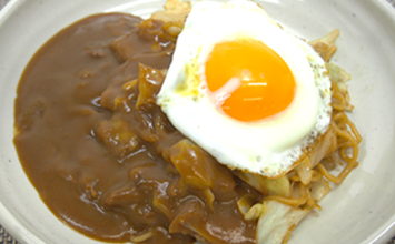 【鈴鹿製作所味】カレー焼きそば