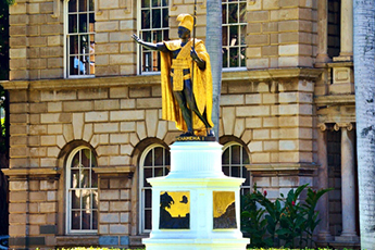 カメハメハ大王像