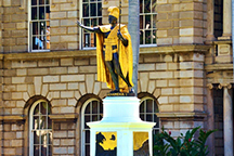 カメハメハ大王像